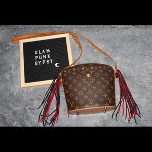 ❌ SOLD ❌  Louis Vuitton Drouot Crossbody